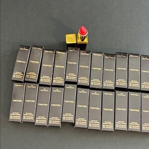 Lot of 24 Tom Ford Lip Color Lipstick # 09 True Coral Mini  Size .03oz/1g